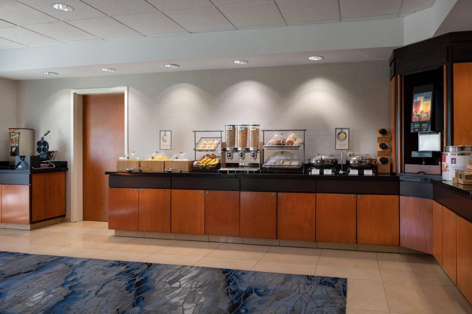 Fairfield Inn & Suites Redding Eksteriør bilde